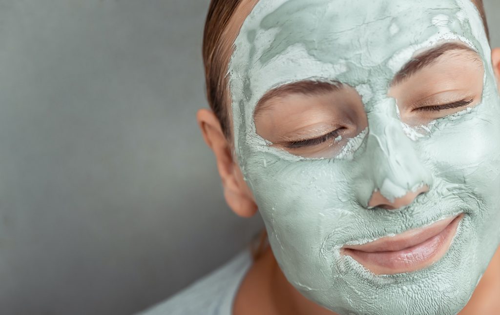 Ladies Pampering Packages Facial anti aging mask